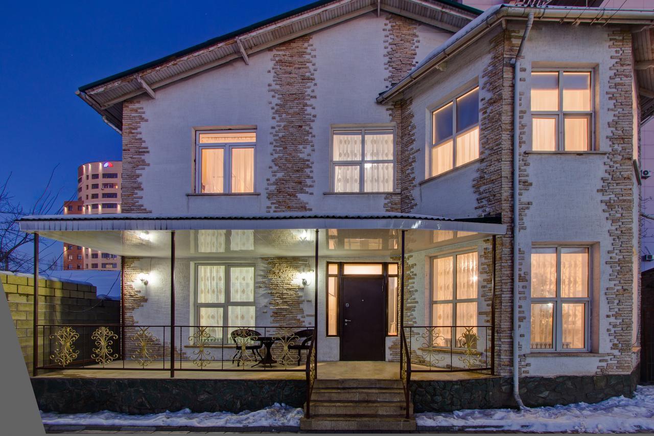 Centre Hostel Bisjkek Eksteriør bilde