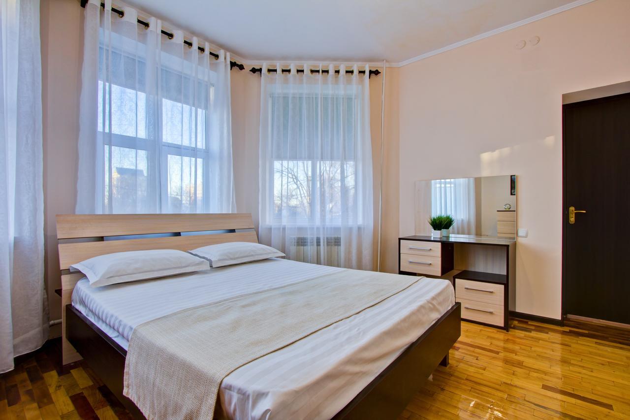 Centre Hostel Bisjkek Eksteriør bilde